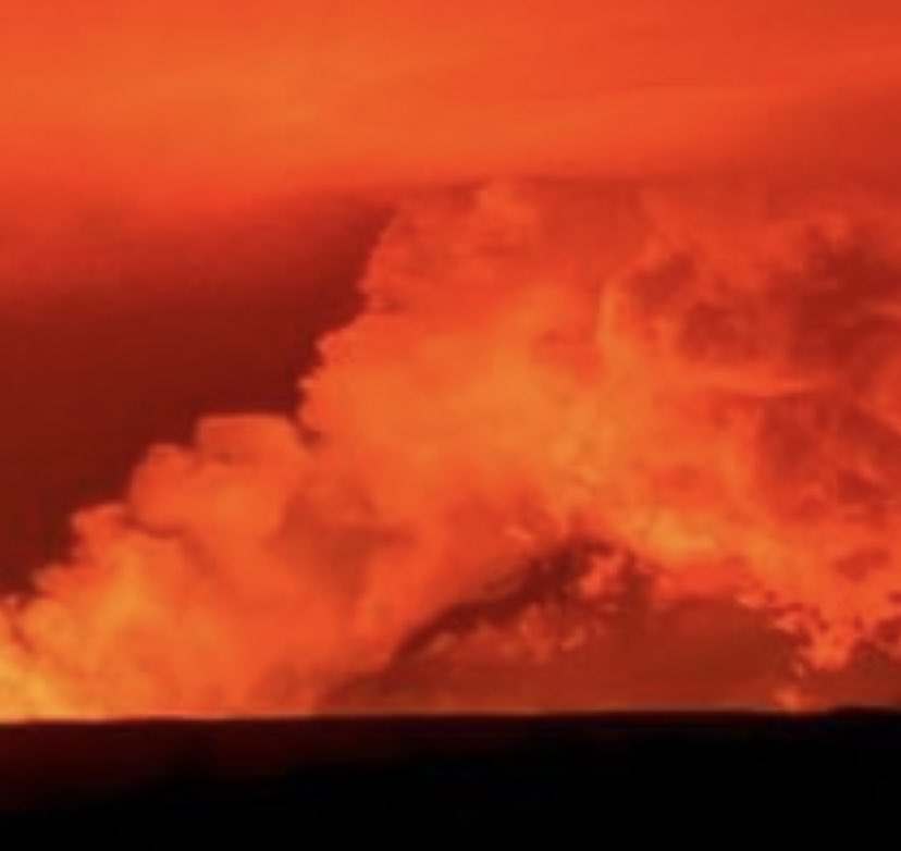 TheTomGeorge's tweet photo. Look close — the face of Pele captured in these pictures from @steadychongnnnn of the Mauna Loa eruption on the Big Island #MaunaLoa #LaKuokoa @KITV4 🌋 https://t.co/zVxRKY13kO