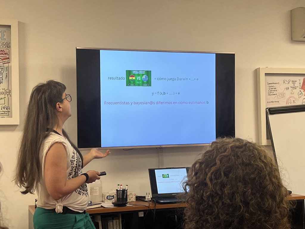 R-Ladies Montevideo tweet media