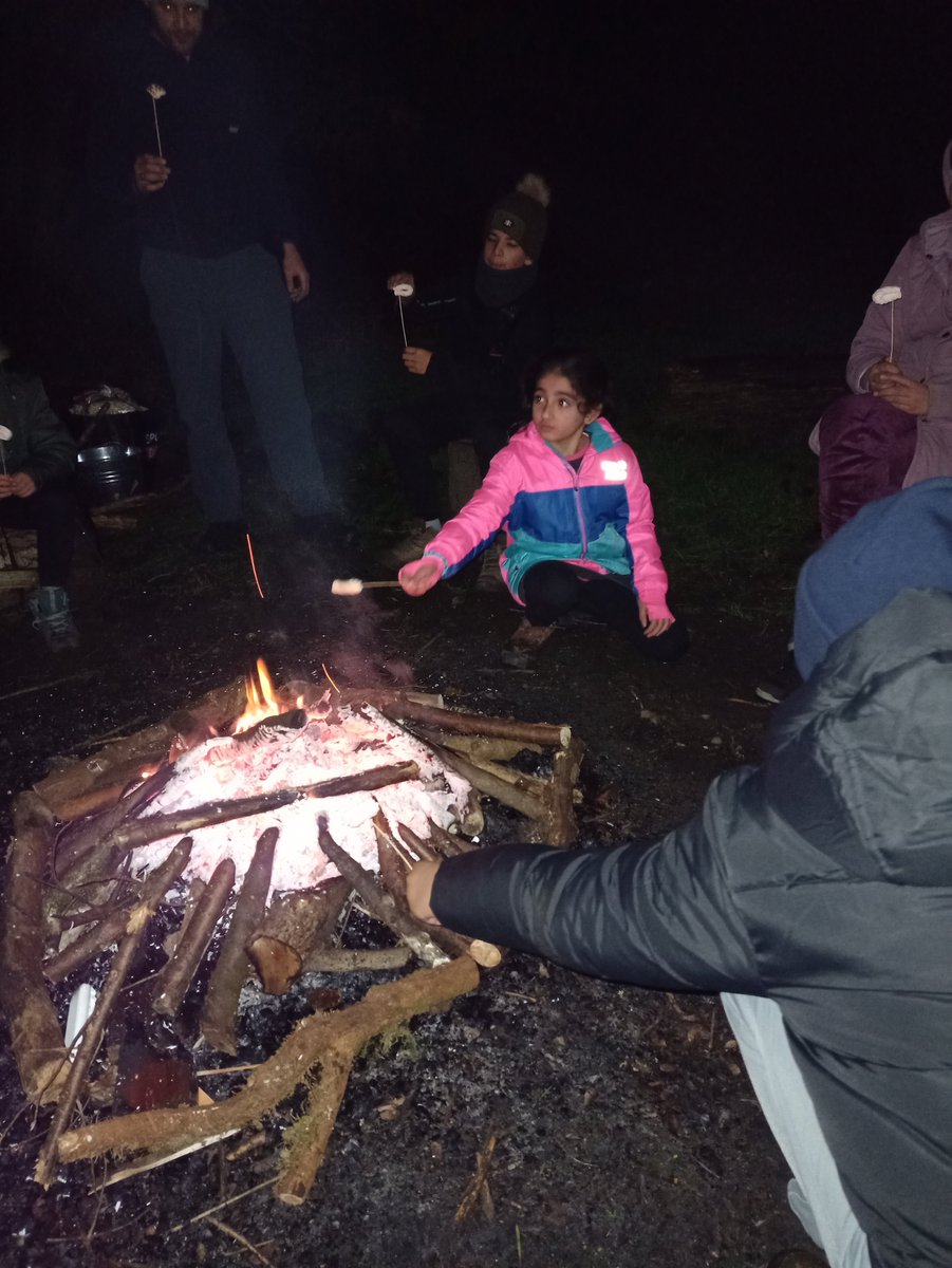 dixonsmn_pc's tweet photo. Complete silence has set in @IngleboroughHal this evening. All children sleeping happily after a busy day making memories tomlast lifetimes. A great evening catching a movie &amp; enjoying food &amp; song around a real campfire. #Unity @dixonsmnp https://t.co/0fjykXGasB