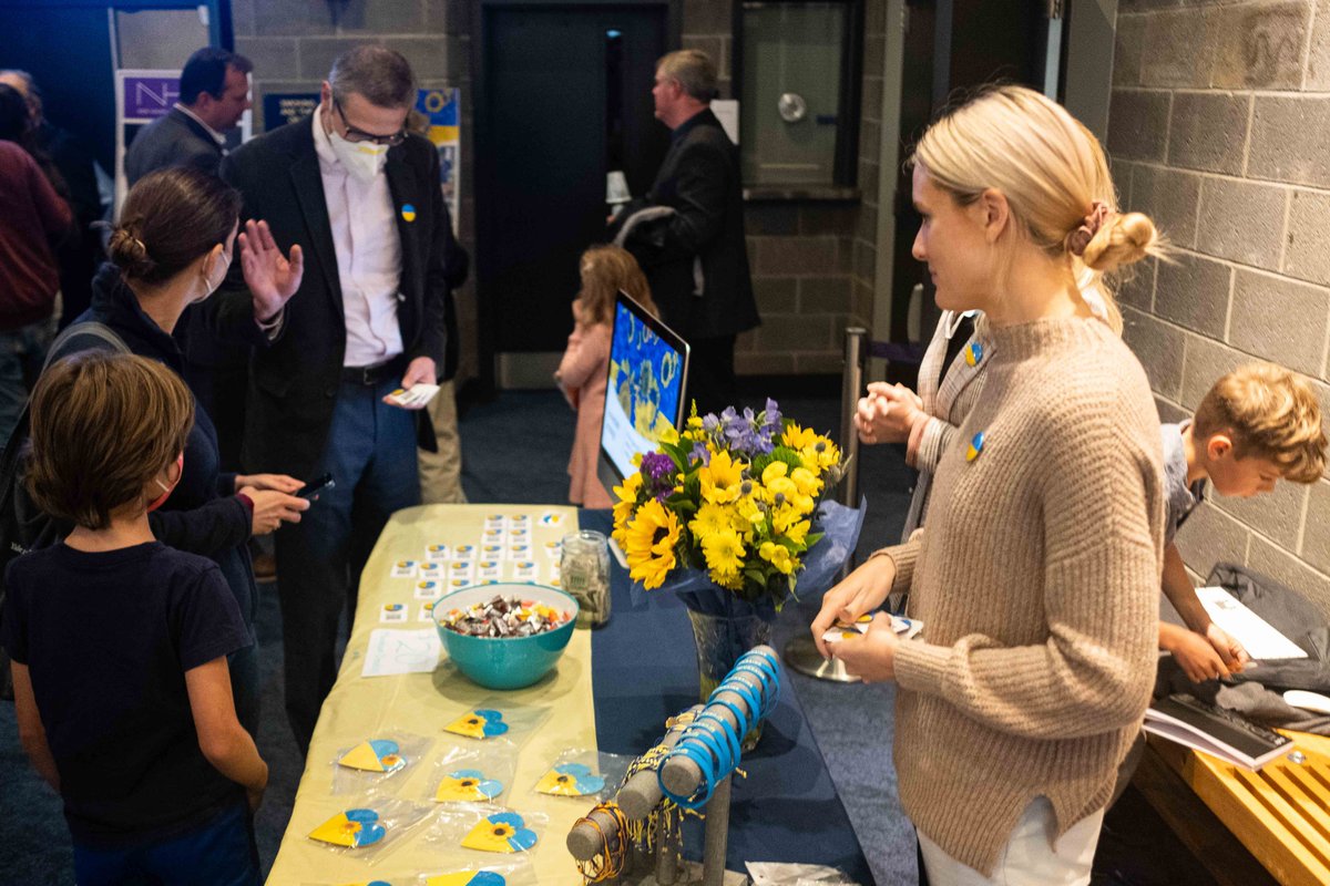 DoctorsU4U's tweet photo. In October 2022 DU4U partnered with New Haven Symphony Orchestra (NHSO) to raise funds for medical and psychosocial services for Ukrainians most in need. This fundraiser turned out to be one of the most successful NHSO’s “Give Back” programs in history! https://t.co/30b3TArzsf