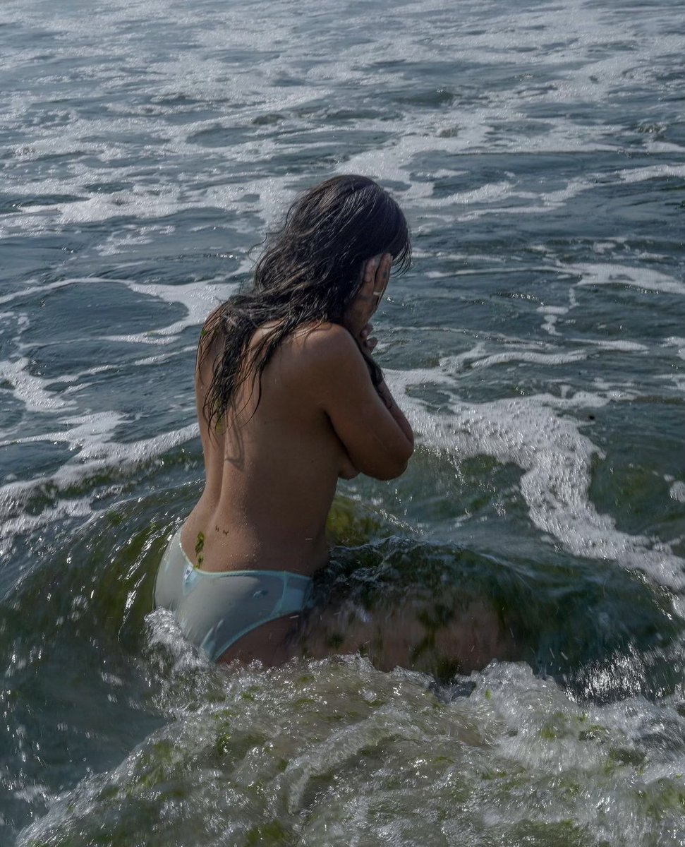 sirenbasics's tweet photo. Siren in Sirens 
by Kristina Kiseleva &amp; Maelis Bekkouche https://t.co/nz8Ug2tZaM