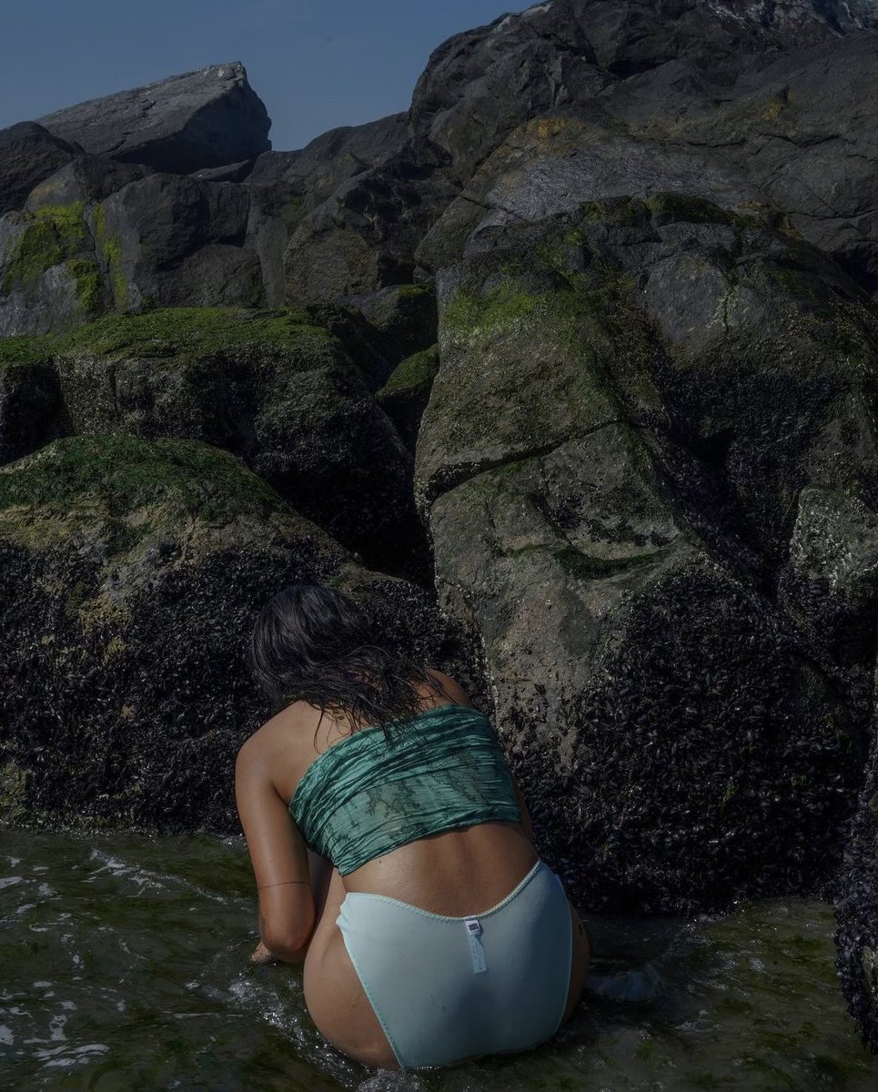 sirenbasics's tweet photo. Siren in Sirens 
by Kristina Kiseleva &amp; Maelis Bekkouche https://t.co/nz8Ug2tZaM