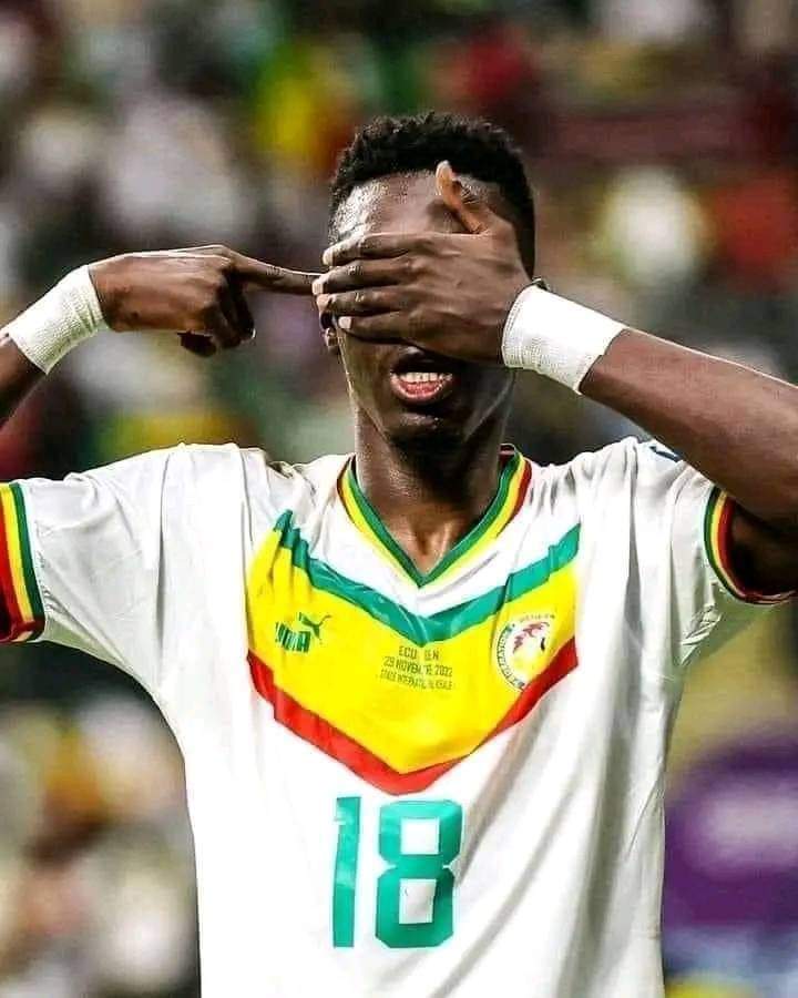 kazadi_peter's tweet photo. Toute l'Afrique en parle .. merci beaucoup au Sénégal pour avoir fait passer le message..

Vous fermez les yeux pendant qu'on tue En  RDC🇨🇩 !
Vous fermez les yeux pendant que le M23 soutenu par le Rwanda tue en RDC ! https://t.co/oh62esNHS9