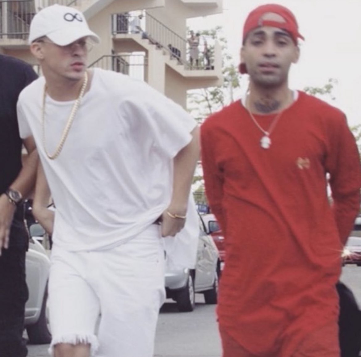 badbunnynetwork's tweet photo. Bad Bunny via Instagram. 👀
— Recordemos que Arcángel está próximo a estrena un disco de Trap. https://t.co/jSgaOVKqPP