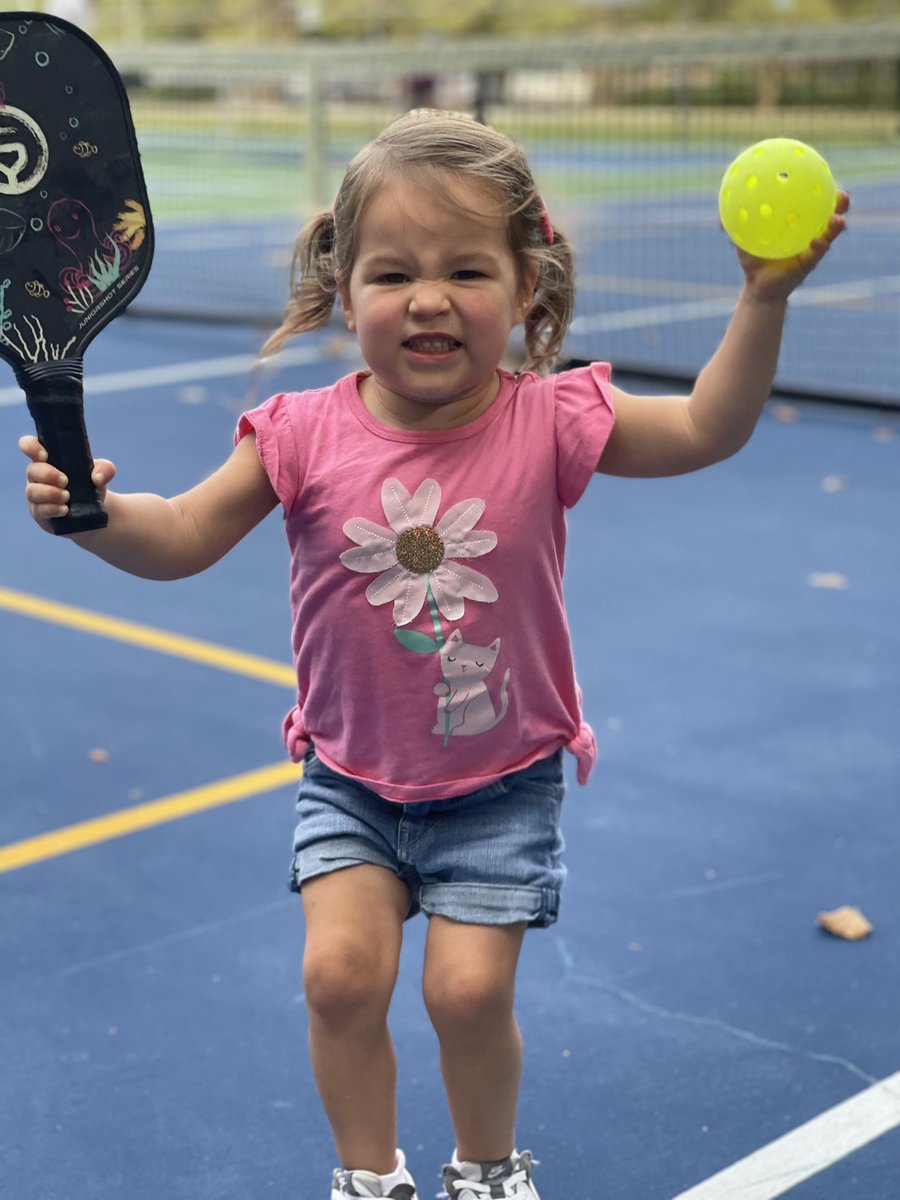 PickleJunkies's tweet photo. Kids at a young age so cute! Our daughter loves ickleball (#pickleball) and singing the baby cds (#abcds)!
Fun moments! Enjoy your family time this holiday season! https://t.co/8YkGr7jlwR