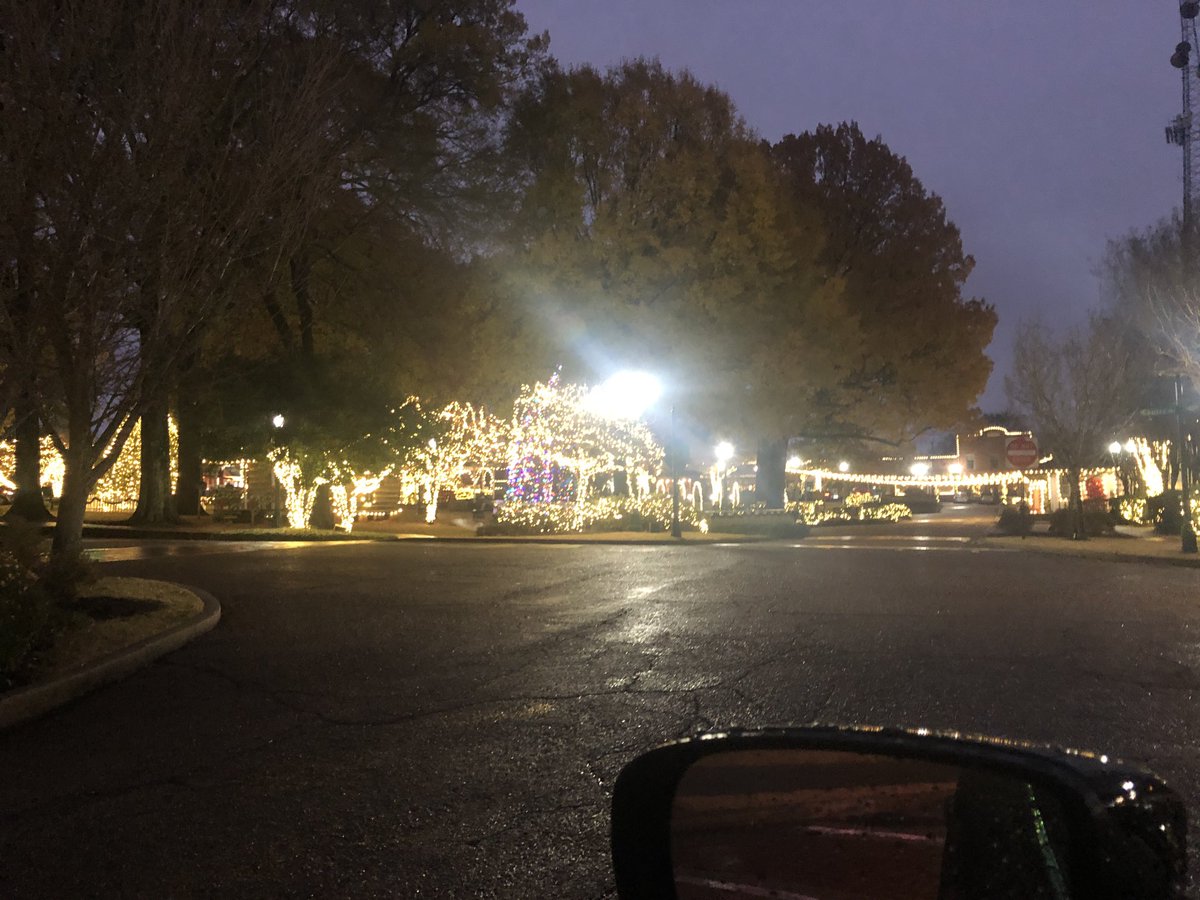 dalelane007's tweet photo. Love Collierville! #ColliervilleStrong https://t.co/P04TpQenFt