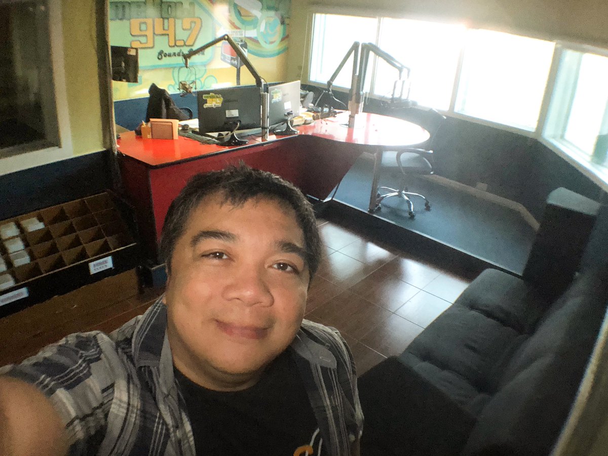 neilonradio's tweet photo. #goodmorning 🙂 #wednesday… holiday for you, #mellowmidweekspecial too! ☺️ 

tune  in 📻 or listen on https://t.co/y4sZKQx4lm #AllHits #Mellow947 #KarrotsScarletNeil #theawesomewakeupshow #radiolife #manilaradio #fmradio #morningradio #morningradioshow #newnormal #covid19 https://t.co/NS5l0BqwLD
