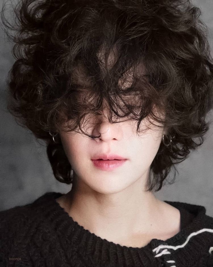 BackToSquare1_'s tweet photo. New Hair color! -Hannie https://t.co/LSCufjDvJG