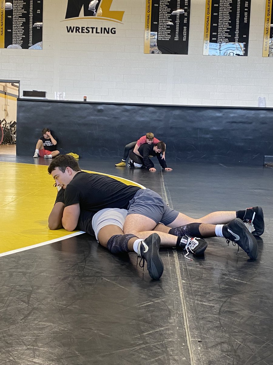 The pursuit of excellence isn’t easy, but will always be worth it! Hilltoppers getting those individuals in to close out the month of November #ClimbTheHill