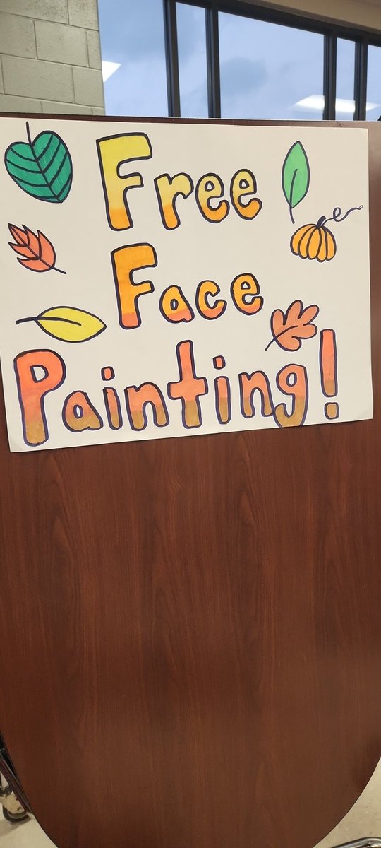 Advanced art doing free face painting at the College, Career, and Military readiness night! <a href="/VisualArtHumble/">Humble ISD Visual Arts</a> <a href="/HumbleISD_WMS/">Woodcreek Middle</a> <a href="/WC_Counselor/">WMS Counselors</a> #BeElite #humbleartists