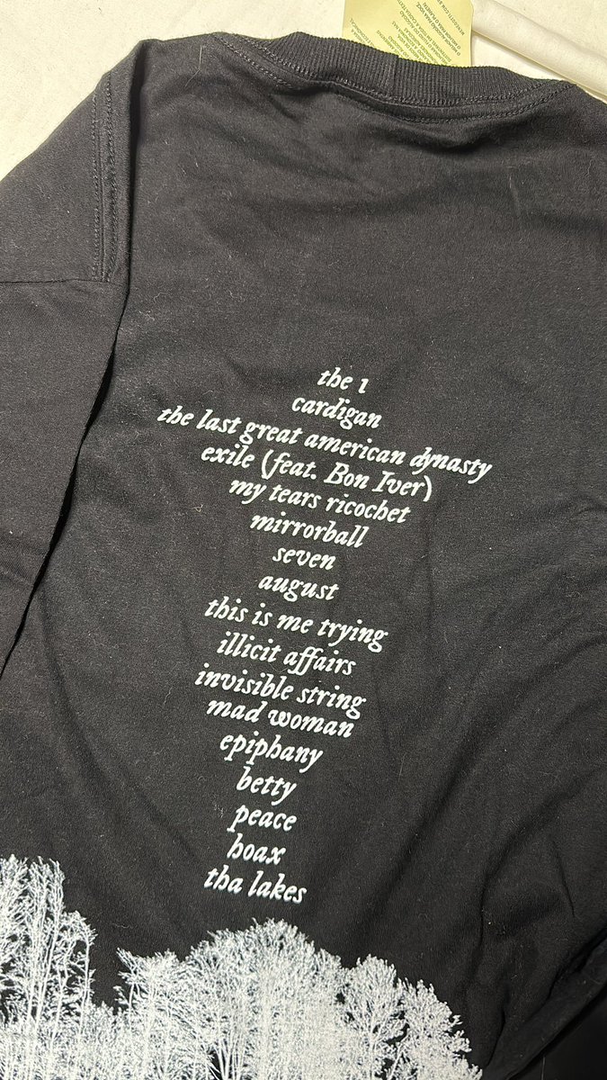 whateeshirt's tweet photo. #WTSsale: tamanho M - frente e verso
R$25,00 COM FRETE GRÁTIS!!!
Obs.: essa tá com alguns erros na parte de trás 😅 https://t.co/rwwpcpHV0N