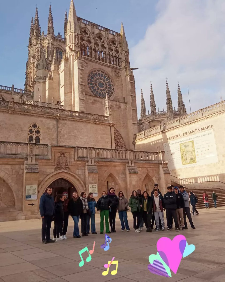 EllacuriaB's tweet photo. #Batx2 -koek hotz puntu batekin @museoevolucion eta #catedraldeburgos bisitatu dituzte #bidaiakulturala -ren 1. egunean #ellacuriazurbaran #Burgos #Salamanca  #gogoakutsatubihotzakhezi https://t.co/0lY9WXWntq