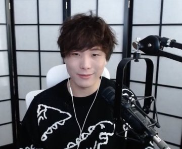 sykyunie's tweet photo. ??? IM SORRY? IM FLABBERGASTED????? SYKKUNO???????? HOLY SHIT he looks so good 😭😭😭😭 i love his rn https://t.co/ClF5BlF8L9