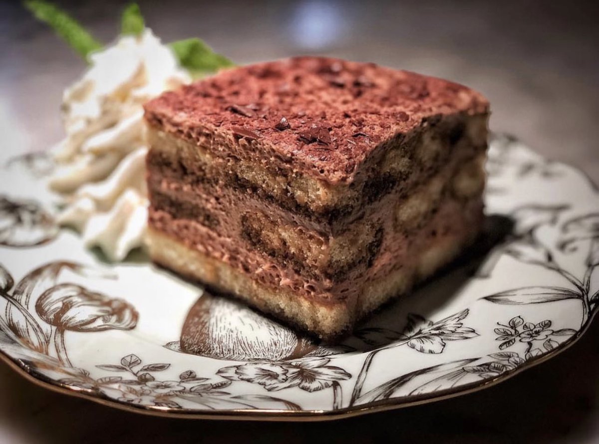 PBEpizza's tweet photo. Chocolate Tiramisu - a chocolate lovers tiramisu ❤️🍫#pbepizza #dessert #forkyeah #buzzfeast #tiramisu #chocolate #inwilm #wilmingtonfoodies #wilmington #delaware #philadelphia #dessertlife #dessertslover #pizzabyelizabeths #eeeeeats https://t.co/lE33QyKDUY
