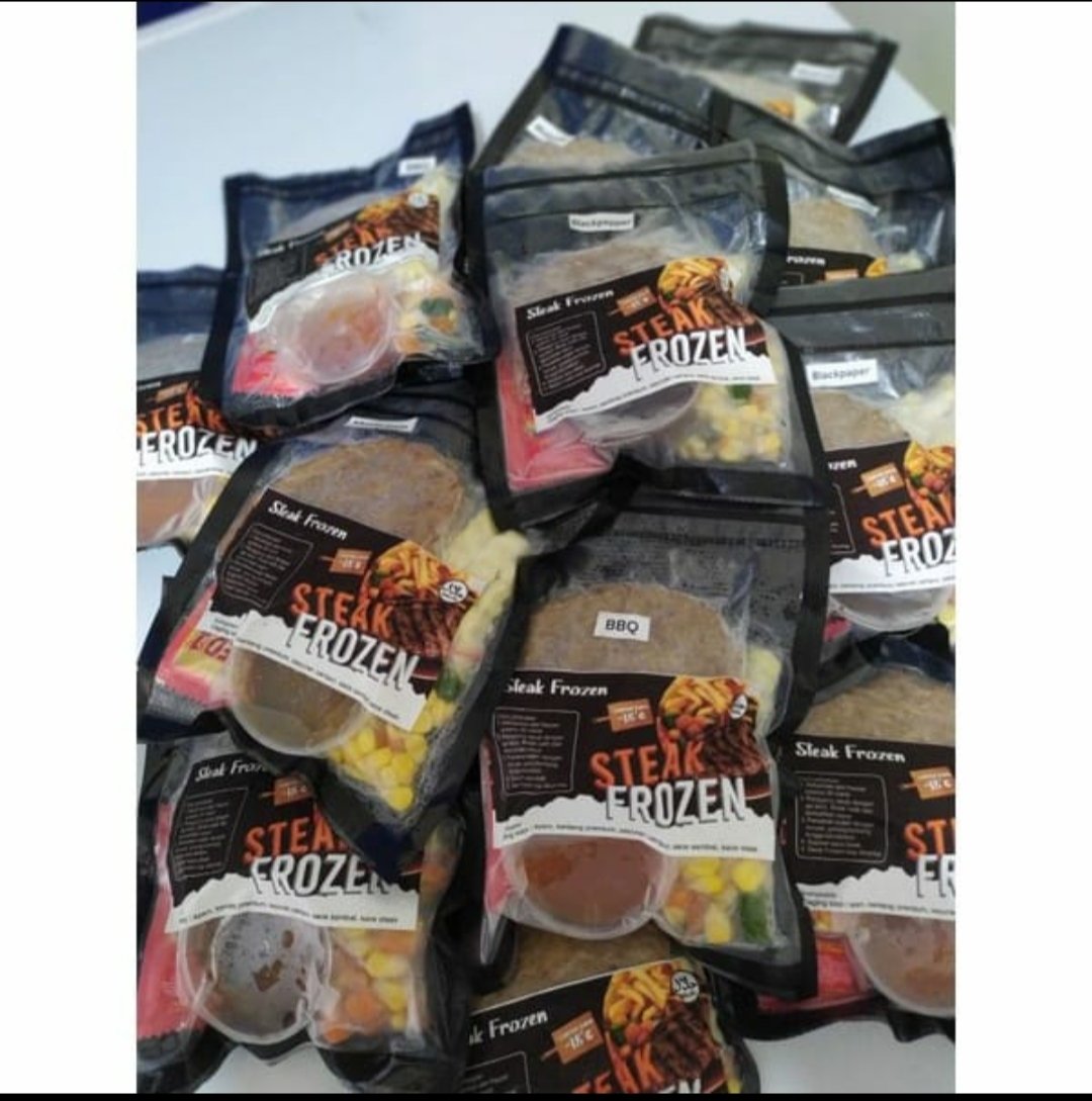 ArbyAfif's tweet photo. Open PO Frozen Steaknya ada 3 varian rasa Barbeque, Mushroom, Black Paper 🤤🤤 cus order sekarang  #like4like #bomlike #FolloForFolloBack #follo4folloback https://t.co/qGKQ60ourS