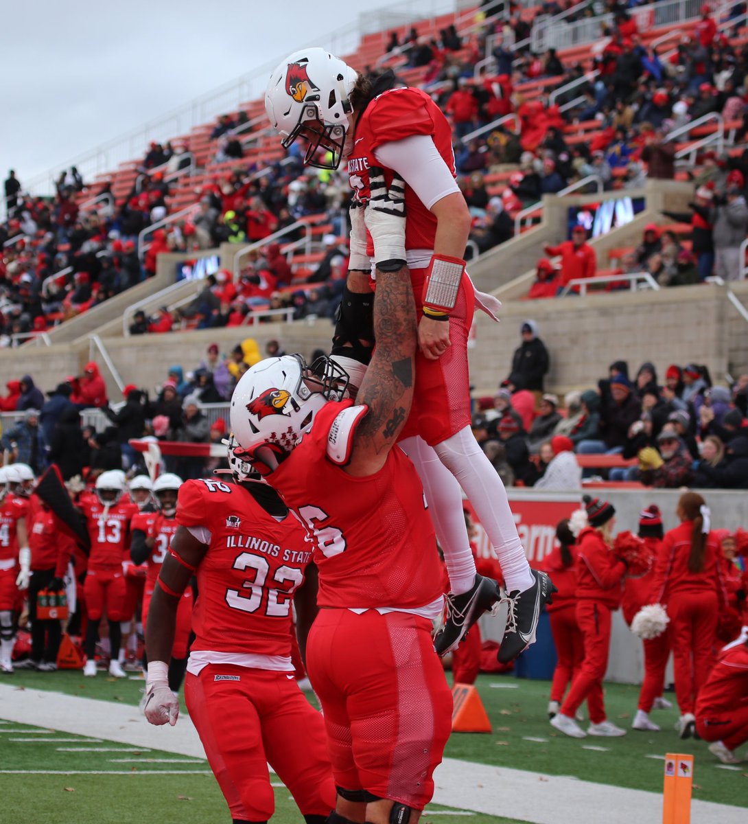 Blessed to receive and offer from Illinois State University ❤️‍🔥