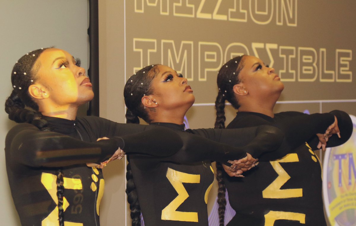 UTSA_SGRho's tweet image. Tau Mu Tuesday 👑💙💛

We celebrated our centennial and brought in the 22nd of RHOvember in the most amazing way by intRHOducing the newest poodles of the Tau Mu Chapter of Sigma Gamma Rho Sorority, Incorporated.  Join us in welcoming the Fall 2022 Class, MiΣΣion ImpoΣΣible 🐩🔍