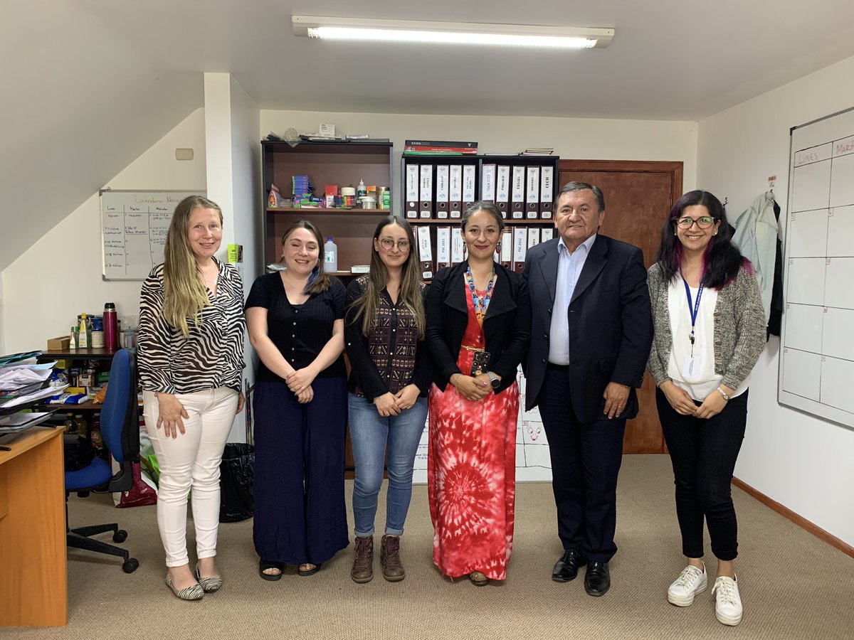 junaebaraucania's tweet photo. El director(s) de #JunaebAraucania @MarioVenegasCa, se reúne con Equipo HPV I de Pucón, para conocer al equipo que integra el Programa y las acciones que están desarrollando en los 9 establecimiento adscritos de la comuna. #JunaebEnTerreno #JunaebContigo https://t.co/P2dTvUKEBS