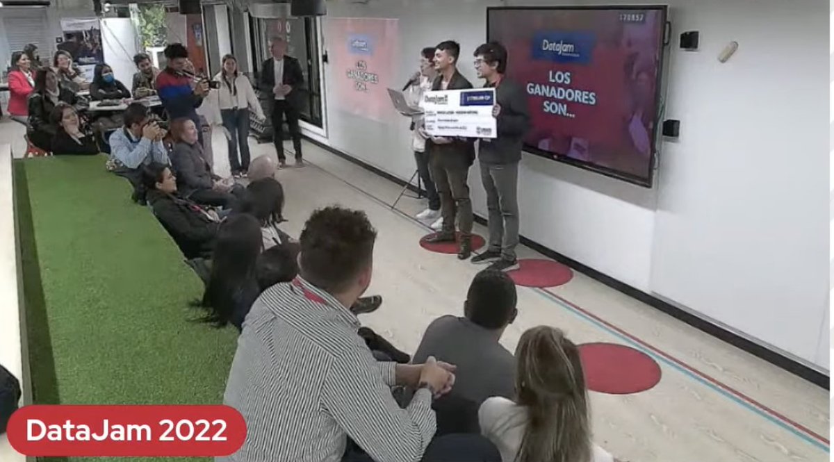 sikuaninet's tweet image. Este #DataJam2022 fue increíble porque de 347 postulantes 60 presentaron sus iniciativas, todos con un promedio de 5 años de experiencia en trabajo con análisis de datos. Los 3 ganadores - personas naturales:1er lugar: los basados,2do lugar: Motor de búsqueda,3er lugar: Némesis.