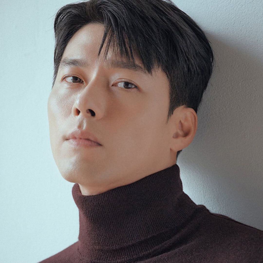 hyunbinjpeg's tweet photo. “This career path is one that requires some sort of intersection. One that’s made where I satisfy what people want. Although it’s difficult to live up to 100 percent of the expectations, it’s a job where I have to fulfill what I can. https://t.co/QkiTReZsDV