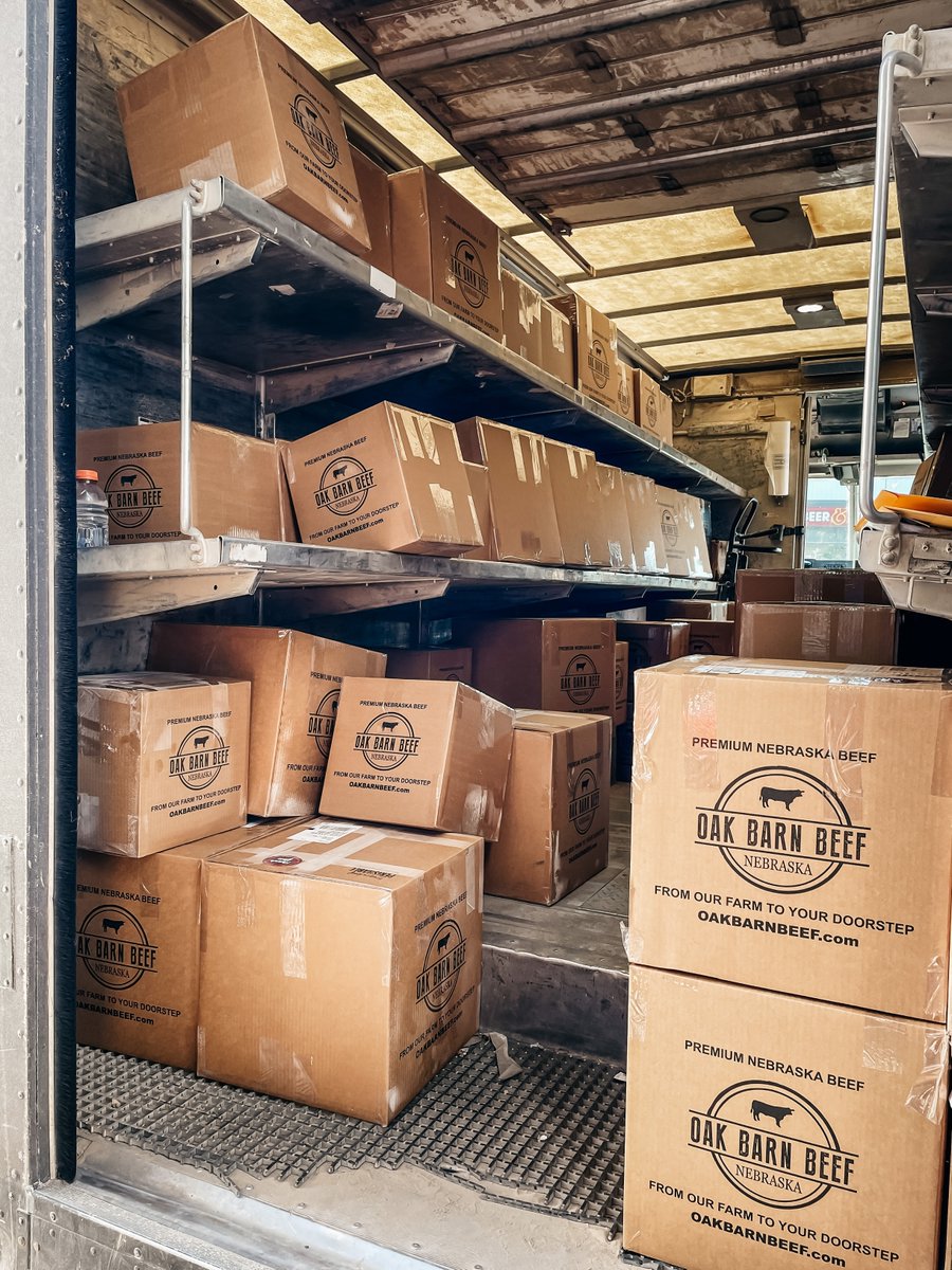 OakBarnBeef's tweet photo. The UPS truck is almost as full as our hearts! ❤️

THANK YOU to all of you who shopped with us on Small Business Saturday! We're blown away by all the support you showed us, whether it was placing an order, sharing our posts, or commenting testimonials on our posts!
🙌🙌 https://t.co/PuaJaph45Q