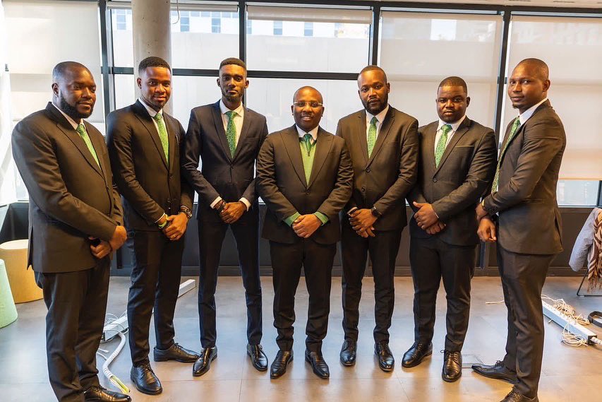 edehaiti2021's tweet photo. Début, ce mardi, des séances de formation sur le Leadership, le Marketing et la Communication Politique pour les cadres du parti qui se trouvent actuellement en Europe, plus précisément en Espagne. Une journée très enrichissante. 
Merci aux différents professeurs!
#EDE_Formation https://t.co/SRBEs415SC