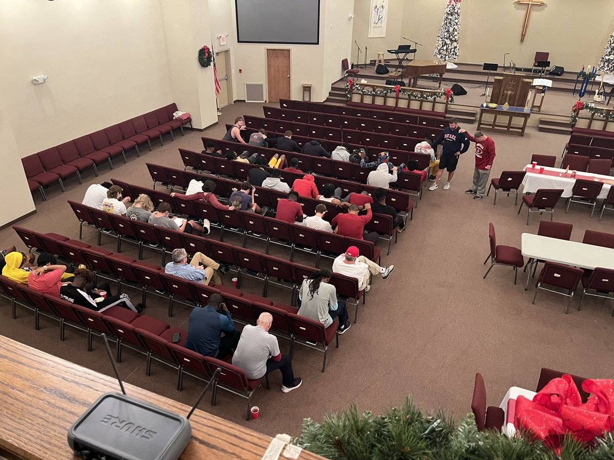 AHSPantherFB's tweet photo. Big thank you to Grace UMC and some awesome folks doing a fish fry tonight for our guys. Glad to have Coach T back with us leading in a devotional time https://t.co/V5AXBMXXE5