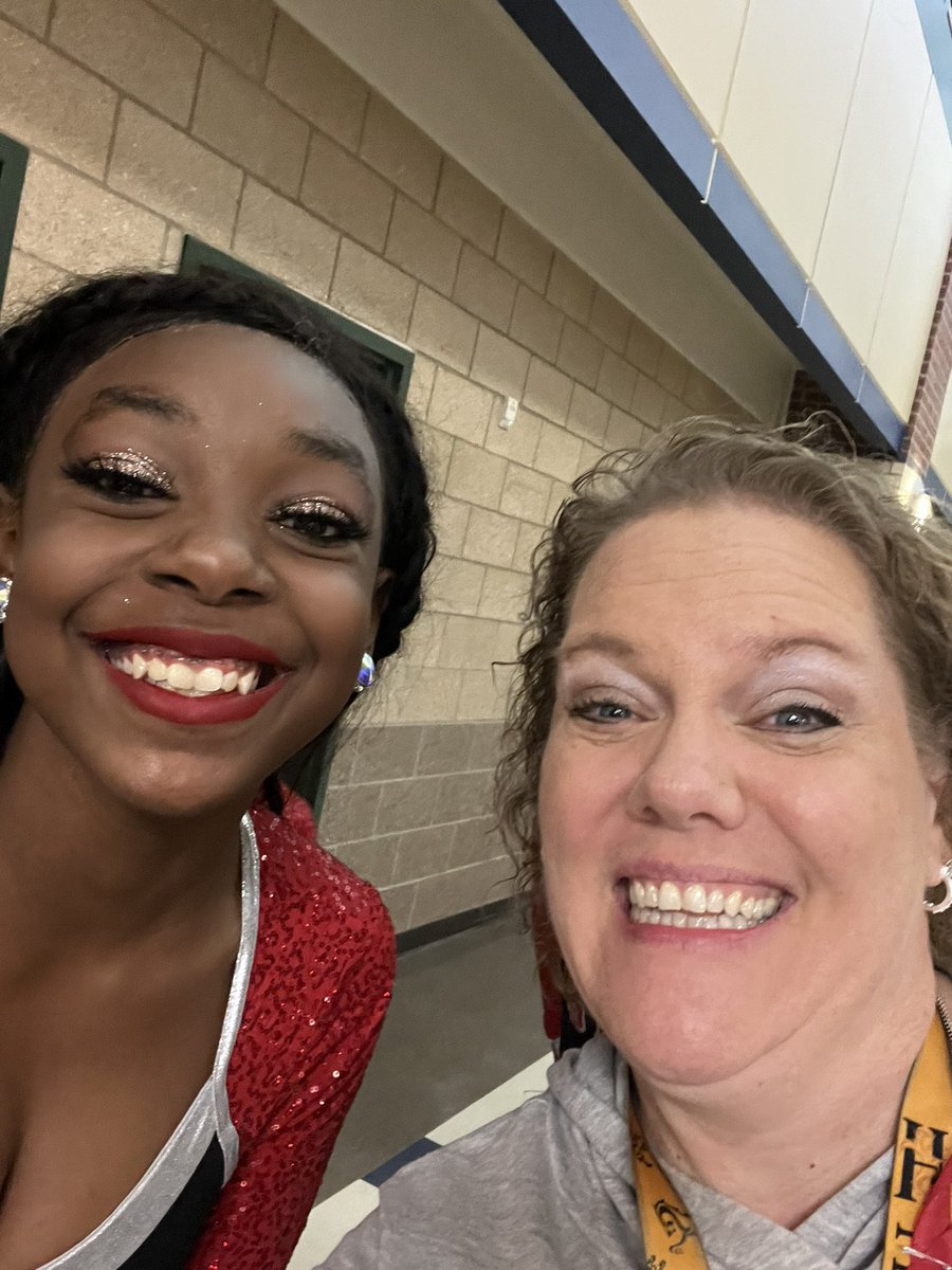 ChristmasELAR6's tweet photo. Awesome trip at Stevens HS today #risingfalcons. Loved seeing my former Stingrays!! #onceStingrayalwaysaStingray @NISDVale @StevensHSAVID @StevensHS_Cheer @danielleb831 https://t.co/vhCcUHI8so