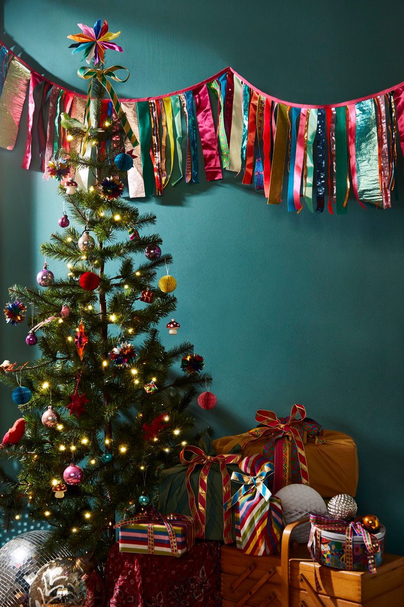 LnSDesigners's tweet image. Local artists and makers joining us on Saturday, 3-8pm in #fellowshipsquare!
Lovely earrings and jewellery by Ziolla Designs 
Beautiful art and cards from This_Inkling
 Stunning bunting and cushions by @rebelbunting 
#walthamstow #christmasmarket #winterfun #mulledwine #art #E17