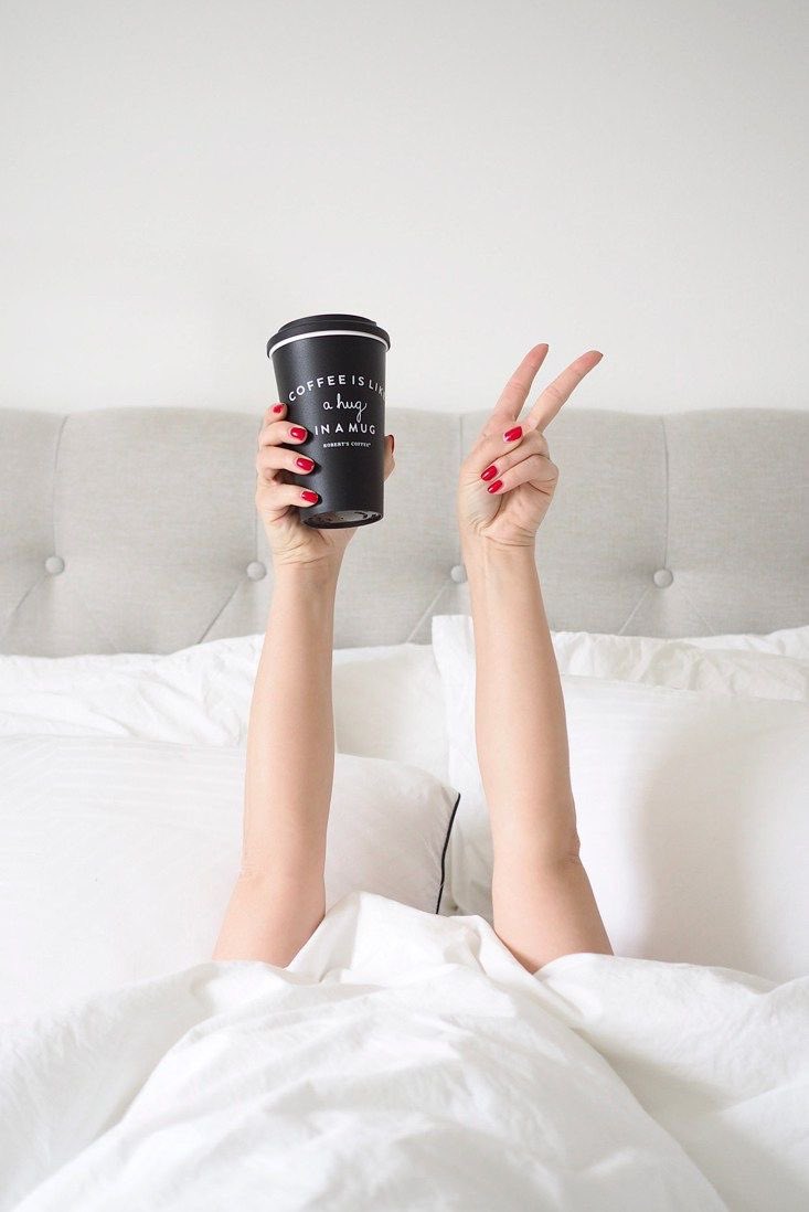 Өглөөний мэнд дулаахан орноосоо босмооргүй вайна аа