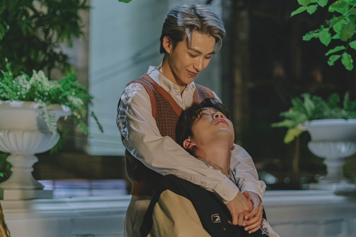 BLWoodenSpoon's tweet photo. Happy War of Y day. Thoughts on today's episode.....I want to hug Most, I want to shake Achi, poor Fern and yay sassy Peek and Kla are back, and the ending....yup that happened 😳 Can't believe there's only 2 episodes left 🥺
#WAROFYEP18
#markmilk #kornearth #ToruFirst https://t.co/qDZXaXTPGd