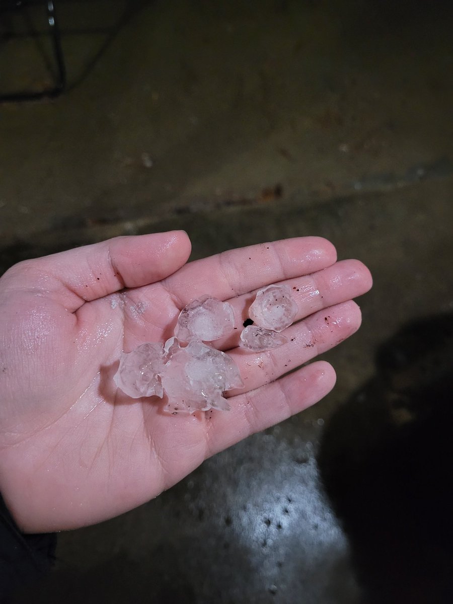 We are getting hail reports in South Dickson County with the last line of storms that have come through. 
Stay weather aware tonight as these storms continue to come through.