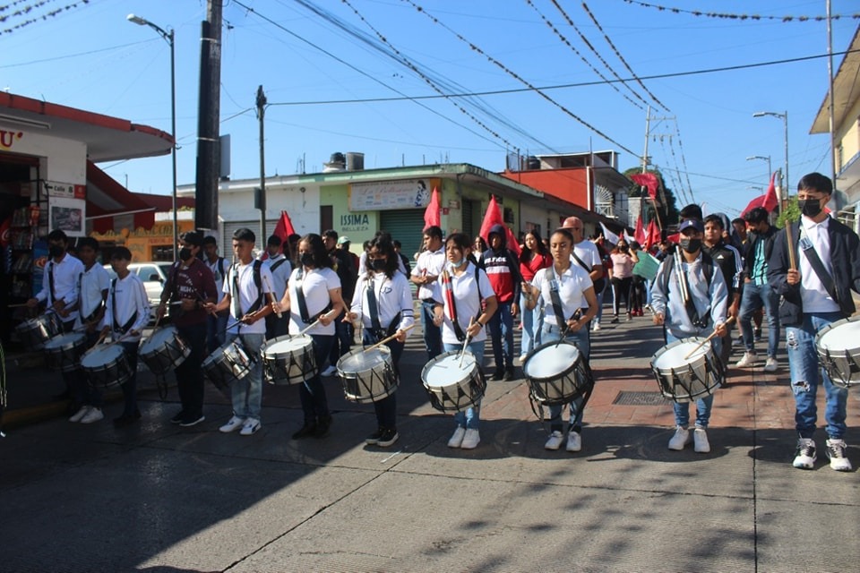 YeralRodrigue20's tweet photo. Las escuelas antorchistas, son las mejores en educación y progreso.
#AntorchaEsEducaciónIntegral https://t.co/0W2egekrTQ