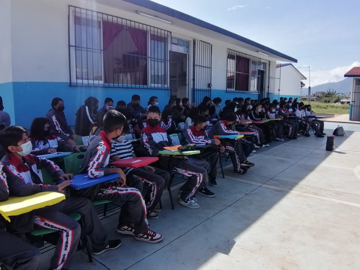 YeralRodrigue20's tweet photo. Las escuelas antorchistas, son las mejores en educación y progreso.
#AntorchaEsEducaciónIntegral https://t.co/MUBrype21g