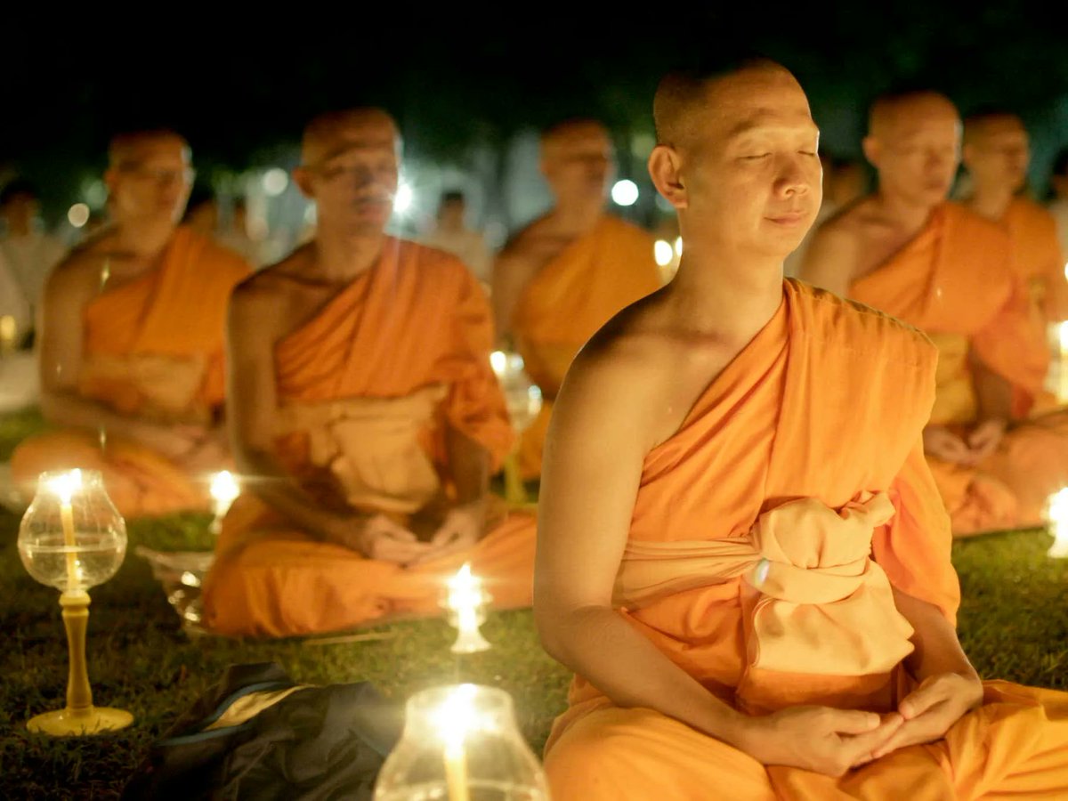 barstoolsports's tweet photo. A Buddhist Temple in Thailand Is Empty After Every Single Monk Is Sent To Rehab For Meth https://t.co/0bwlGpAljd https://t.co/7F46K9CsRd