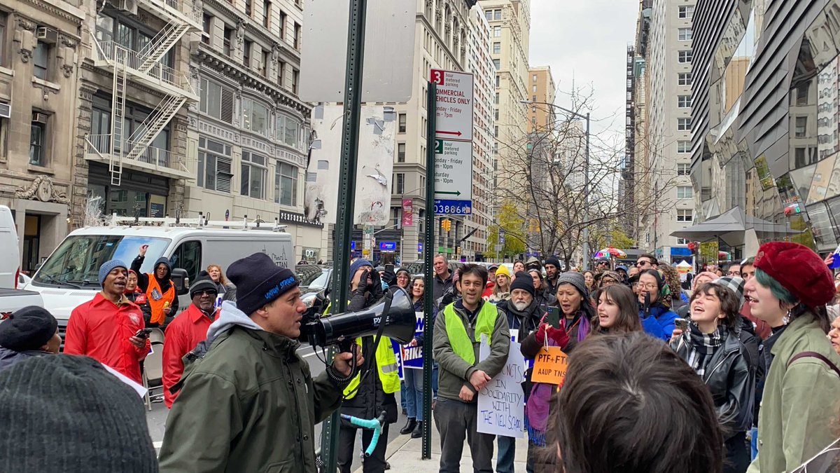 local79nyc's tweet photo. Today we joined part time professors who are on strike fighting for a fair contract at The New School. Solidarity with ACT-UAW Local 7902! https://t.co/cP83nG4ikA