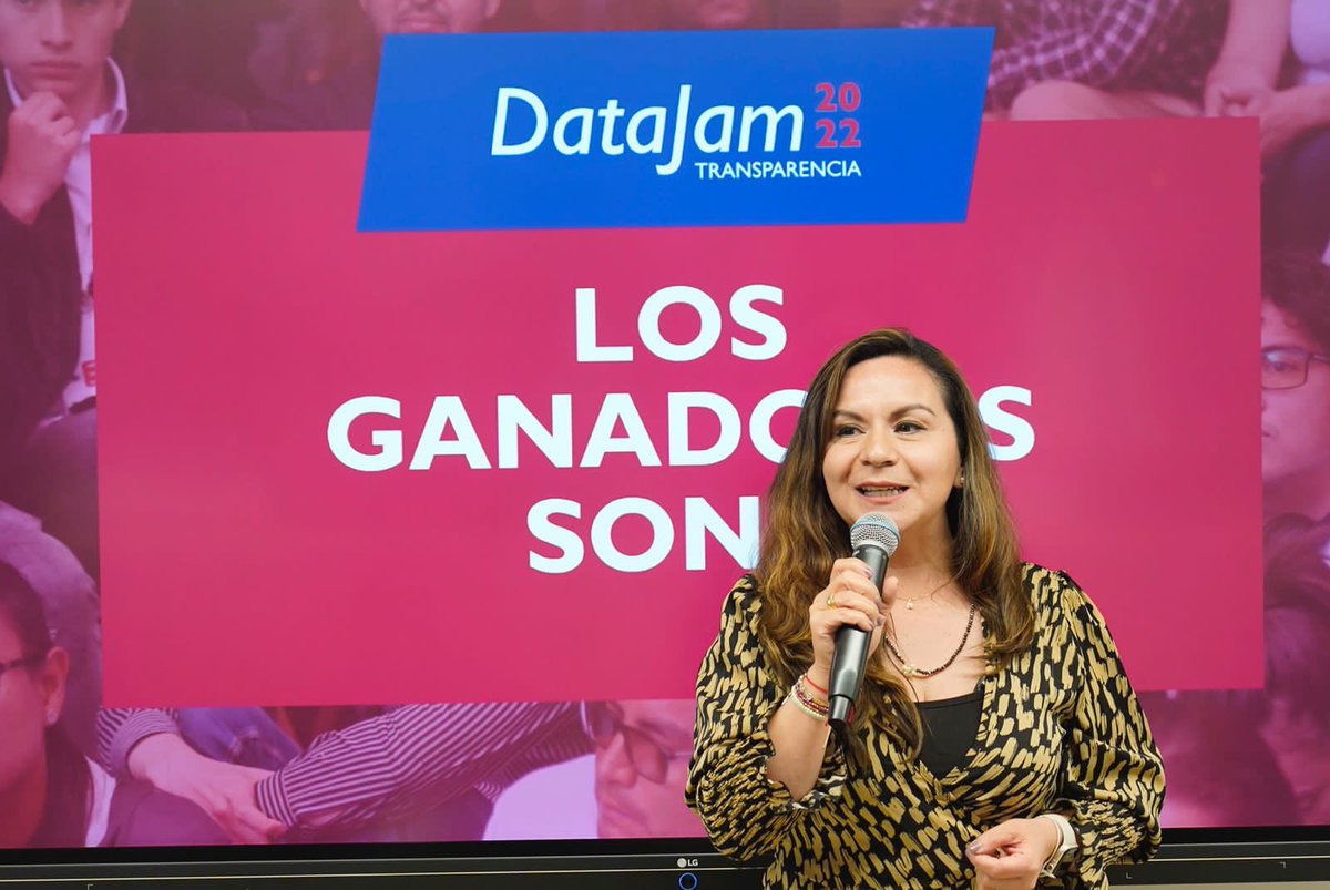 SandramUrrutia's tweet image. Desde el @Ministerio_TIC aplaudimos estas iniciativas y felicitamos a los ganadores del #DataJam2022 que con sus propuestas promueven el uso de las TIC para mejorar políticas públicas y fomentar la transparencia y el acceso a la información ¡Así construimos el #GobiernoDeLaGente!