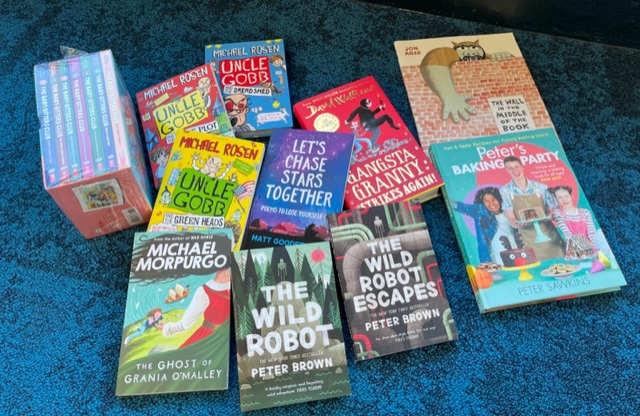 MCMPrepSchool's tweet photo. New Arrivals!
Come check them out! #MCMPrepLibrary https://t.co/m0yEjHdKV3