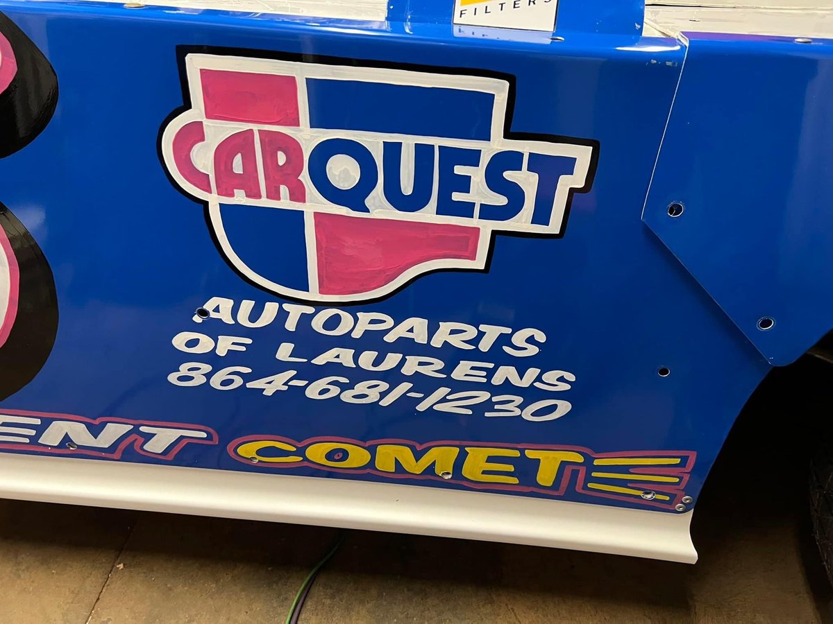 JackCofer94's tweet photo. A hand-painted wrap. 😍

Woodruff, SC’s Colt Smith will be entering his No. “Colt .45” Excel Racing Chassis in the @GatewayDirt Nationals this year and the car features a throwback technique where the numbers and many of the sponsors are painted by hand! https://t.co/8ofHIplGiv
