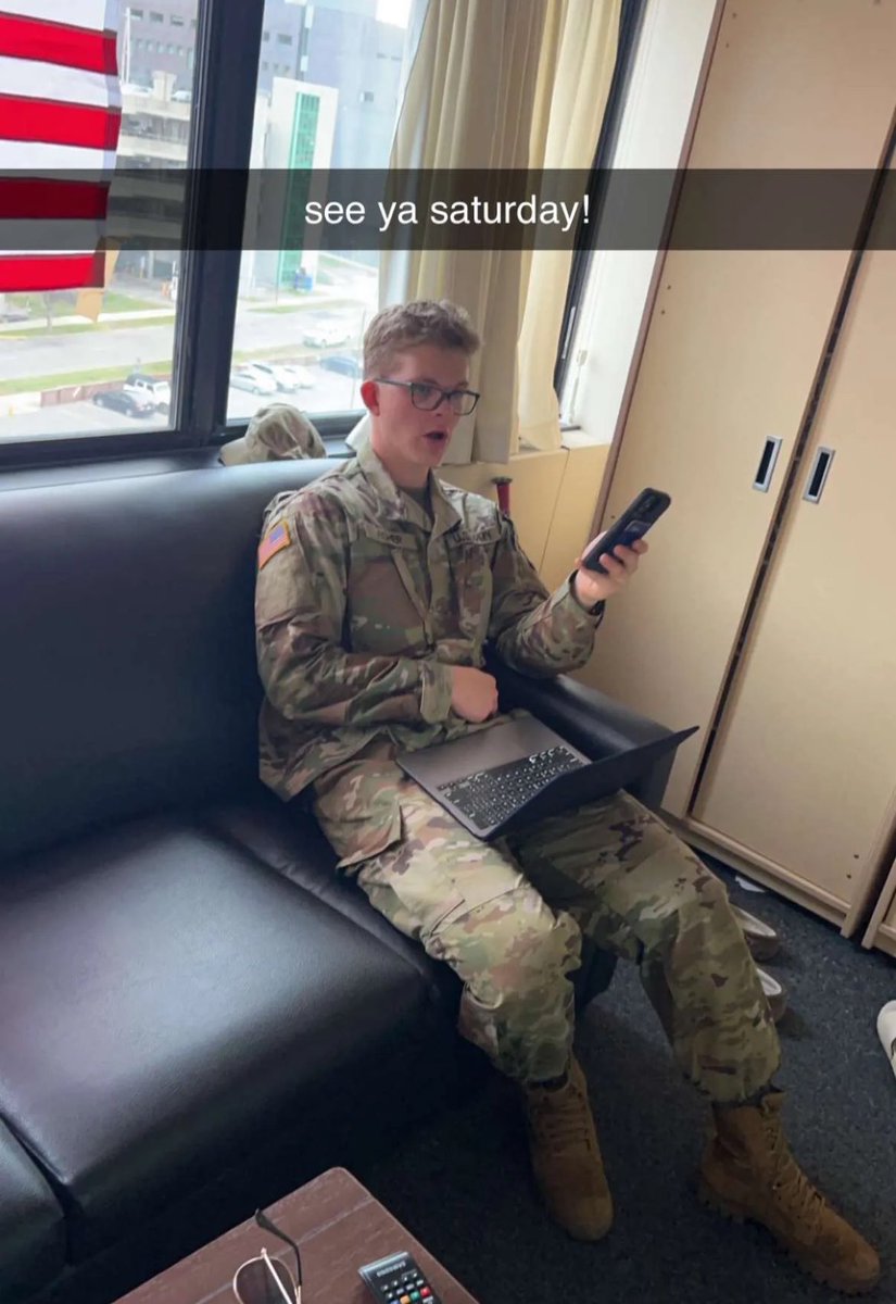 SUClubBaseball's tweet photo. 🇺🇸 USA USA USA USA 🇺🇸

@USMNT LIKES WINNING JUST AS MUCH AS US 

The Syracuse Club Baseball team and our very own ROTC cadet Teddy Fisher are PUMPED 🫡

#seeyasaturday https://t.co/d8ZLLoq0CC
