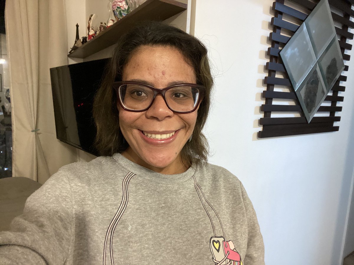 euvittinha's tweet photo. #linda #sorrisonovo #newsmile #me #myself #mesmiling https://t.co/cV8xUFYjFO