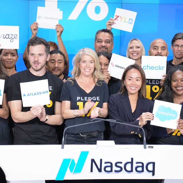 Contentstack's tweet photo. It's not every Tuesday you find yourself on the @Nasdaq floor. 🔔 We're grateful to continue our #ContentstackCares initiatives through @PledgeOne. #GivingTuesday https://t.co/QuDOArNqax
