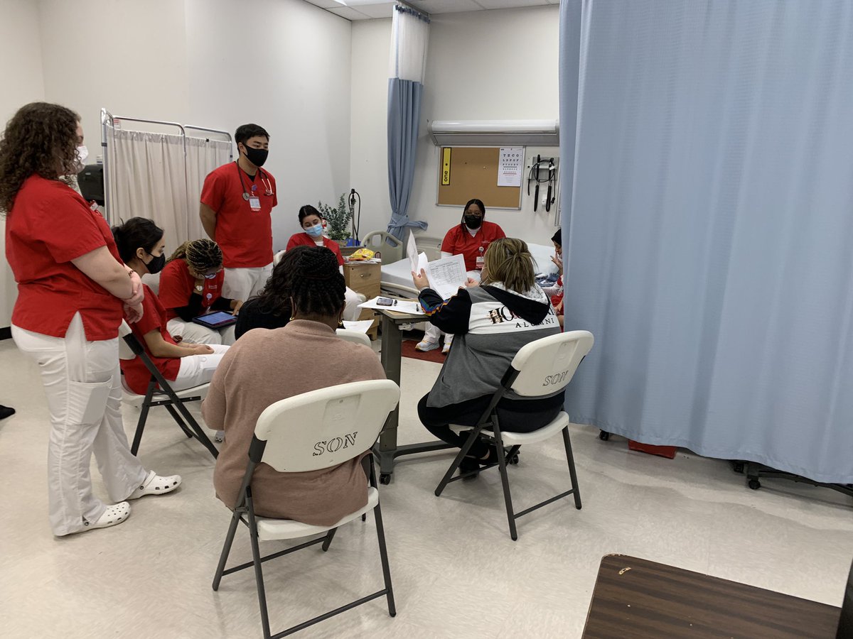 lukasdsw's tweet photo. It is amazing when inter professionals come together in the simulation lab to learn from each others experience! @PilgrimDina @LeahTopek #ubDSWtech #highereducation #swsimulation https://t.co/maGfBBzKAt
