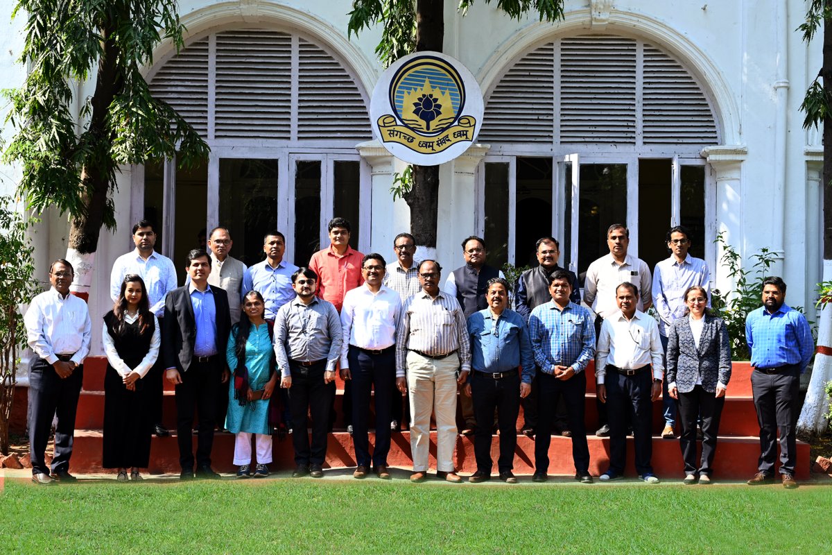 NRDC_India's tweet photo. Officials from the state of Chhattisgarh are visiting Hyderabad for a two day knowledge exchange visit to discuss lessons on implementation of #EnergyConservationBuildingCode in Telangana. The visit is led by @credacg in partnership with @NRDC_India @ASCIMEDIA #energyefficiency https://t.co/LPz1WnkKlL