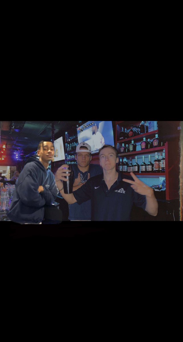 ‼️TUESDAY PITCHERS‼️

$2 pitchers of natty 9-2 at <a href="/NorfolkEdge/">Norfolk Edge</a> 

<a href="/DJ_Iceman757/">B.Hill</a> <a href="/alexjter/">ÆX</a> and myself