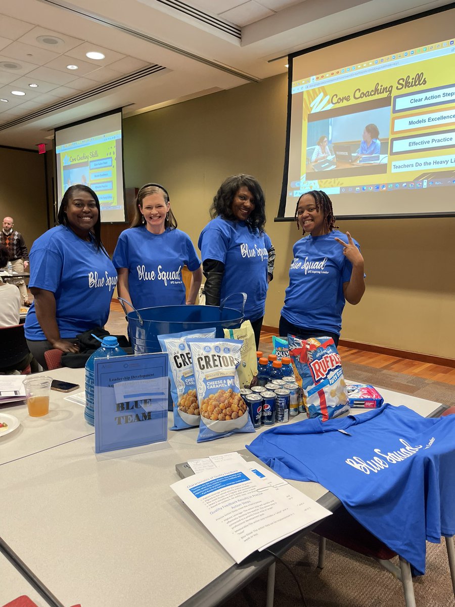 MajorJones_'s tweet photo. Our #AspiringLeaders #ConnectedLeaders showed team pride today at our COLOR MIXER 
@apsupdate @wardellhunterED 
🟣🔵🟢🔴
The strength of the team is each member. The strength of each member is the team. – Phil Jackson https://t.co/l9t30xb6lN