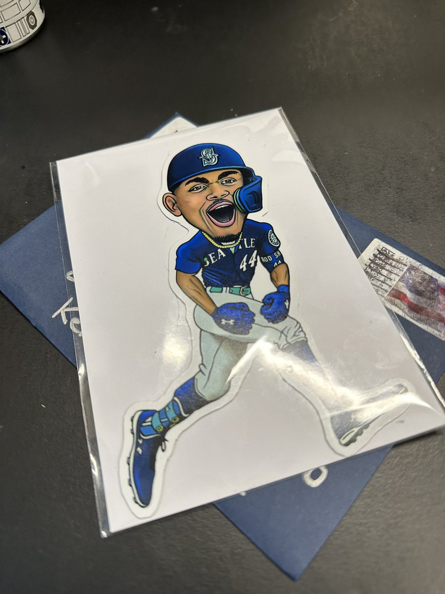 PugetStout's tweet photo. .@206Hoops Thanks for the awesome @JRODshow44 magnet giveaway! #GOMS #ROY22 https://t.co/wGPXEoNomI