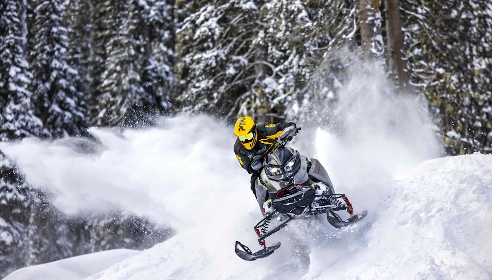 Snowmobilecom's tweet photo. Ride Smart and Safe in 2023, Says Ski-Doo - https://t.co/319CMPVZIv https://t.co/9KGkwOYmx1