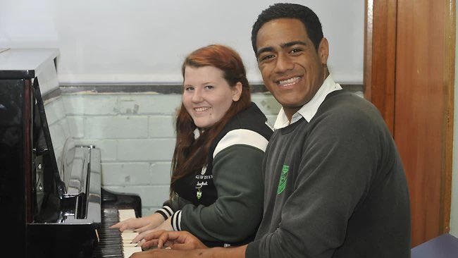 FixaxxrX0AEVODL?format=jpg&name=small