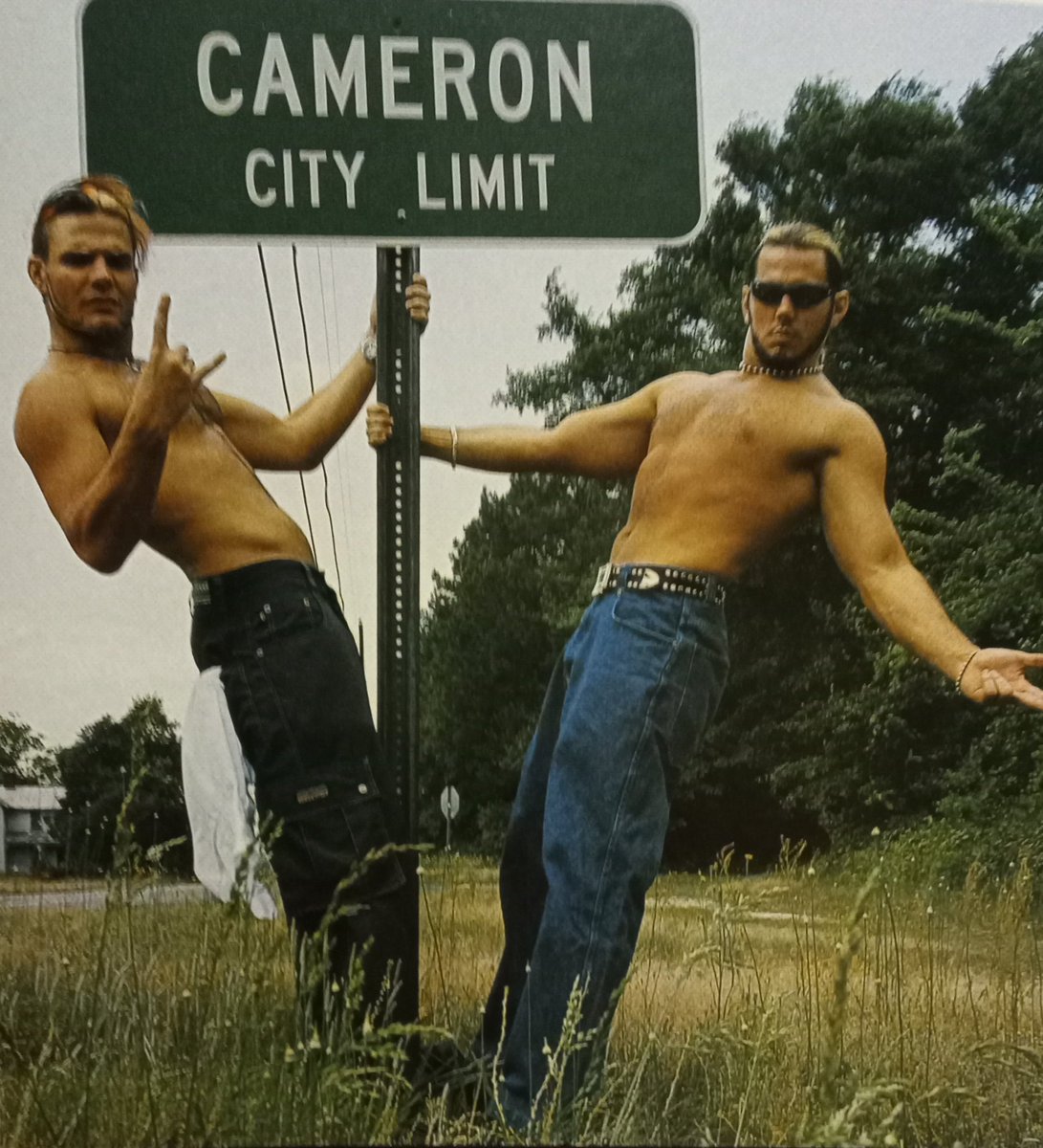 RT @WrestlingIsKing: The pride of Cameron,North Carolina:Jeff and Matt Hardy circa-1999 https://t.co/7jv9k6r8Vj